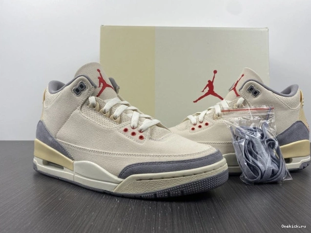 One Kick 3 Muslin Air DH7139-100 Retro Jordan 0722